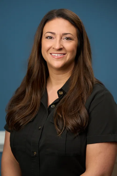 Erin – Dental Hygienist